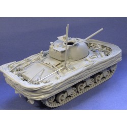 351236 Sherman DD M4A1 "Small Hatch" with lowered screen